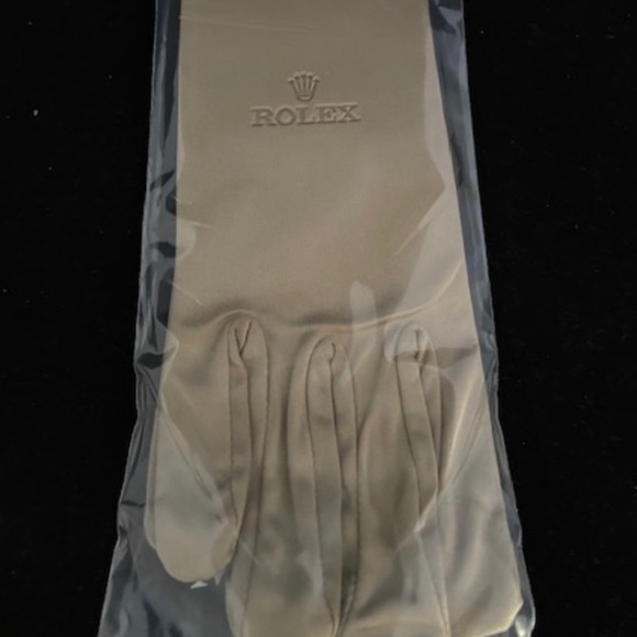 Official Rolex display glove. - Picture 3 of 3